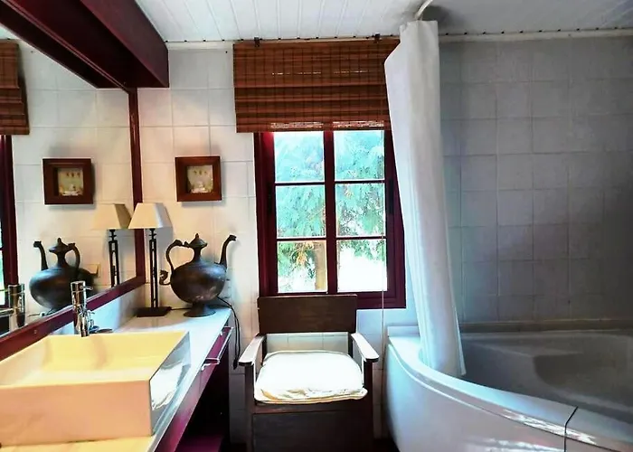 Casa Da Lagoa Bb Or Hb Options Santana (Madeira)